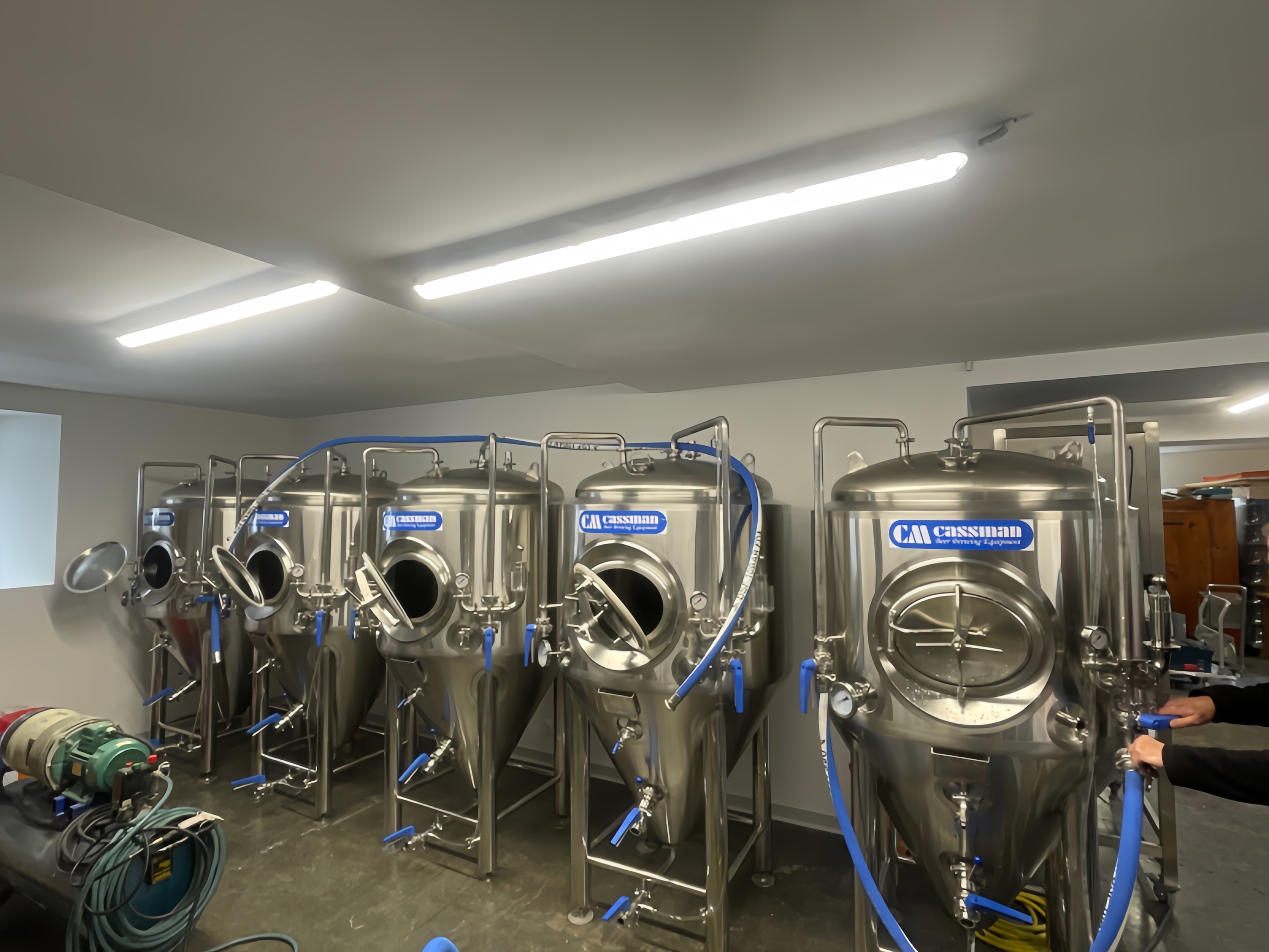 Un birrificio come oggetto d'arte: il sistema 600L per un ristorante gastronomico francese