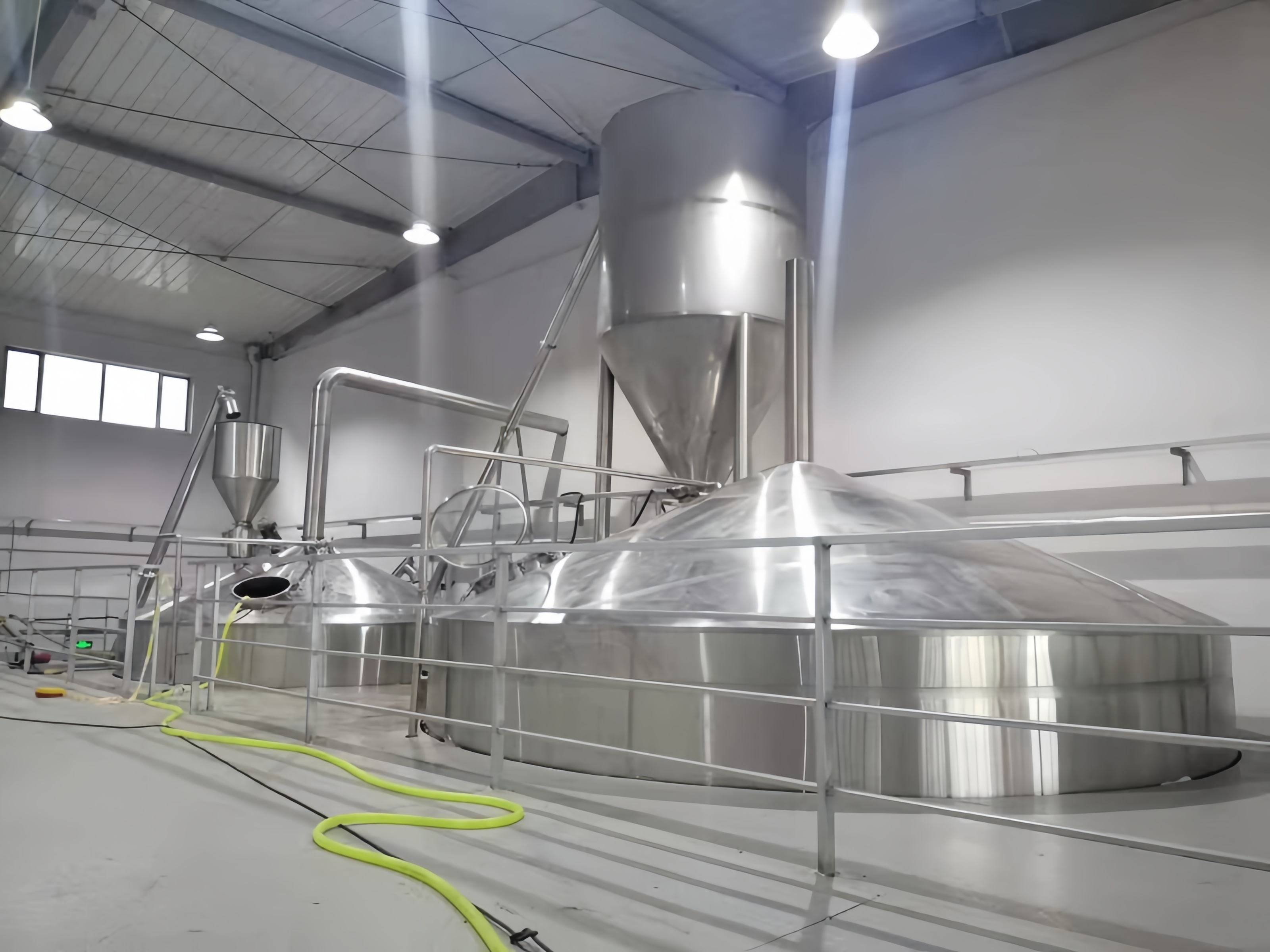 Styrker national udvidelse: CASSMAN leverer et 25.000L automatiseret bryggeri med 4 kar til Kinas 'Panda Brew'
