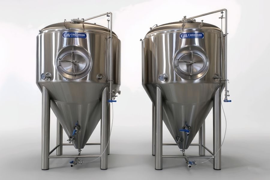 Сыра қайнату зауытының ашытқысының өлшемін анықтау нұсқаулығы: кеңейту үшін сыйымдылықты қалай есептеу керек