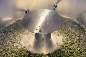 Nagy teljes&iacute;tm&eacute;nyű s&ouml;rfőzdei v&iacute;zforral&oacute; t&ouml;k&eacute;letes, hat&eacute;kony főz&eacute;sre