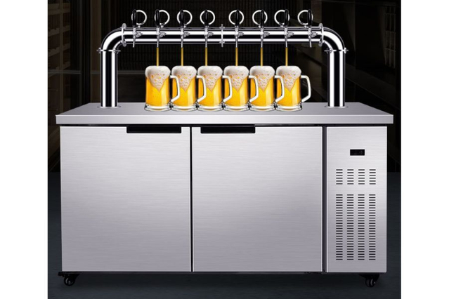 Komercyjny kegerator chłodzony powietrzem | Dozownik piwa lane Multi-Tap