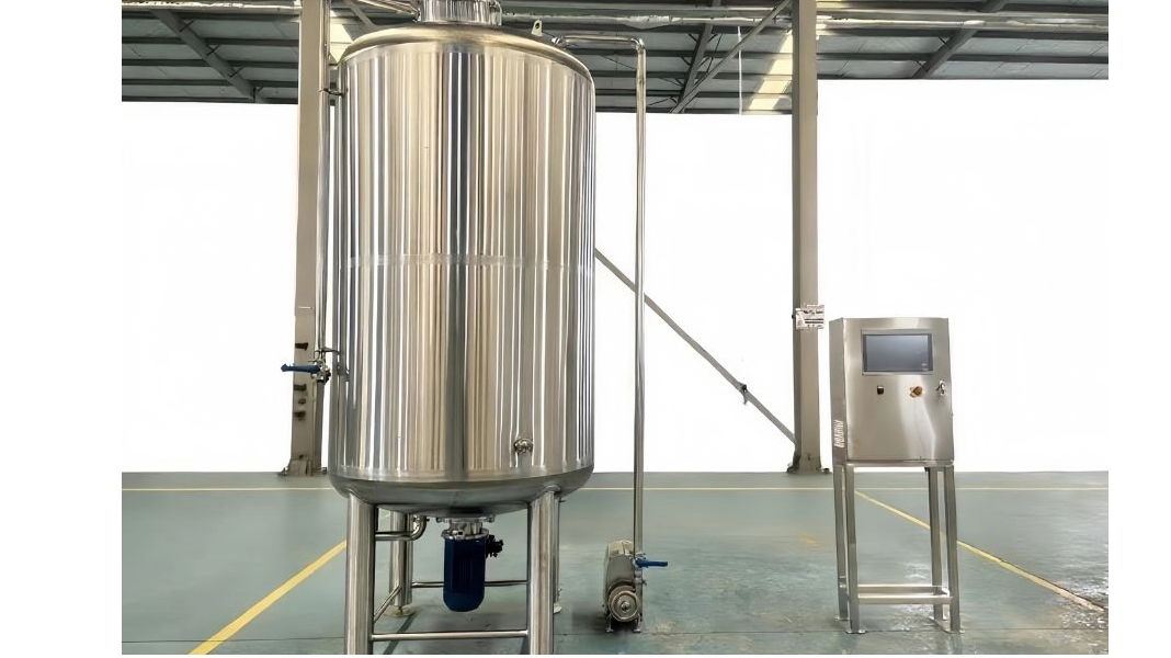 Hur man v&auml;ljer den b&auml;sta anpassade tanken: En komplett k&ouml;parguide till framg&aring;ngsber&auml;ttelser i verkliga v&auml;rlden